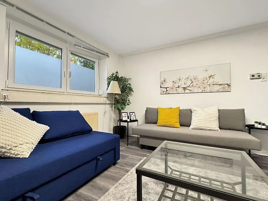 Zentrales Apt In Stuttgart, 3 Zimmer Fuer 10 Gaeste 0*, شتوتغارت