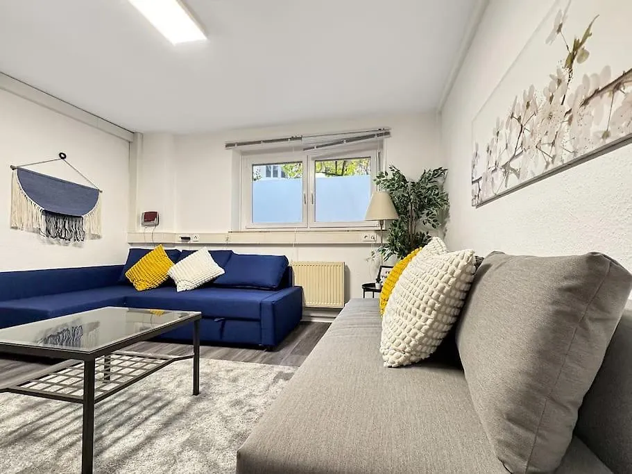 Zentrales Apt In Stuttgart, 3 Zimmer Fuer 10 Gaeste Apartment Stuttgart